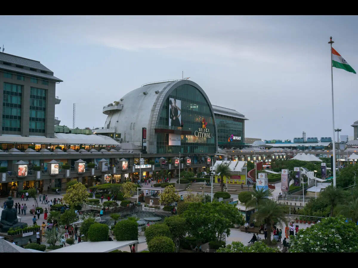 Shopping malls investment: Up to 20% appreciation in these retail mall rentals in Delhi NCR & Mumbai; what retail commercial property investors should know 2 shopping malls investment up to 20 appreciation in these retail mall rentals in delhi ncr mumbai what retail commercial property investors should know