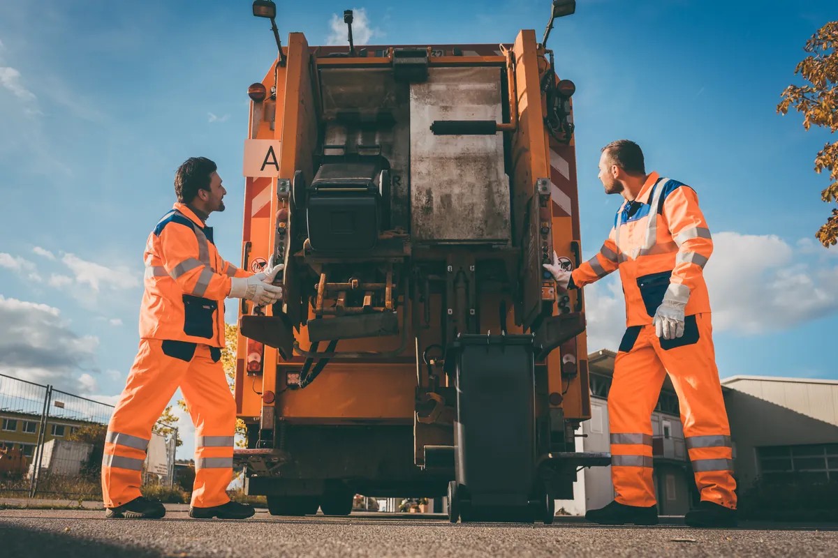 UK recycling capacity gap puts domestic plastics processing under pressure - Packaging Insights 1 639177985003033537Recycling