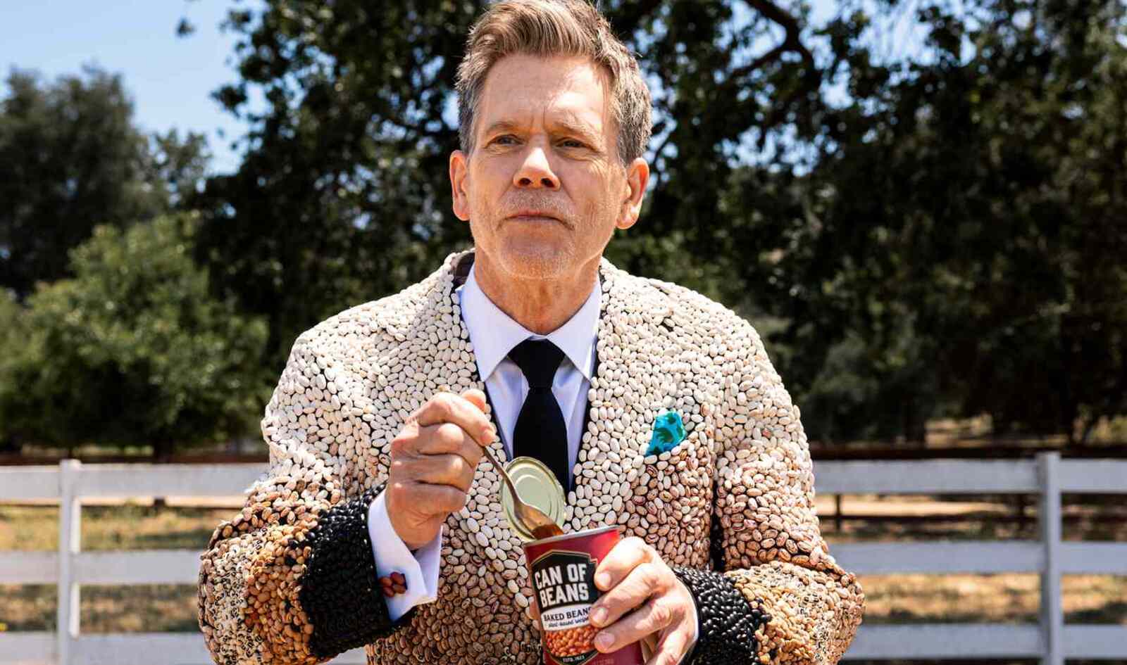Kevin Bacon bean 061126 2 379980ef3c65473da61578a263d4c3d8
