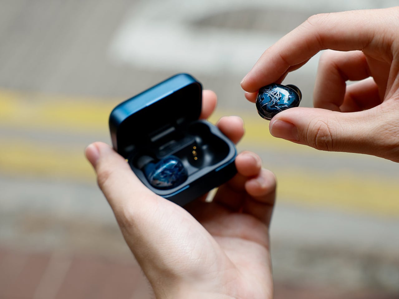 Nobles $199 Osprey Earbuds Aim Straight at Sonys XM6 1 noble audio osprey 02