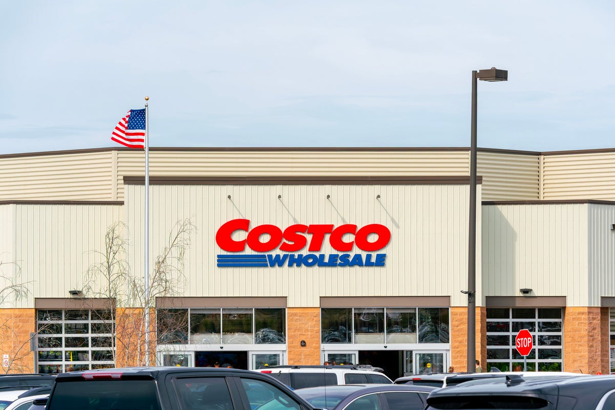 Fourth of July weekend: What stores are open and closed on July 3 and 4? 1 iStock 2272872672